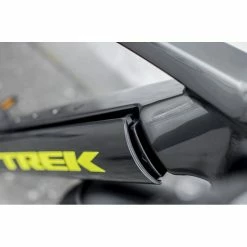 Trek Allant+ 8S Stagger 2022 -Pas CherTous les Vélos & VTT Magasin velo electrique trek allant 8s stagger 2