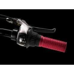 Trek Precaliber 20' 7V Girl 2022 12 Trek Precaliber 20' 7V Girl 2022 -Pas CherTous les Vélos & VTT Magasin velo enfant trek precaliber 20 pouces girl 7 v 4