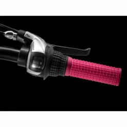 Trek Precaliber 24' 8V Suspendu Girl 2022 18 Trek Precaliber 24' 8V Suspendu Girl 2022 -Pas CherTous les Vélos & VTT Magasin velo enfant trek precaliber 24 pouces 2022 girl 8 v suspendu 1 7